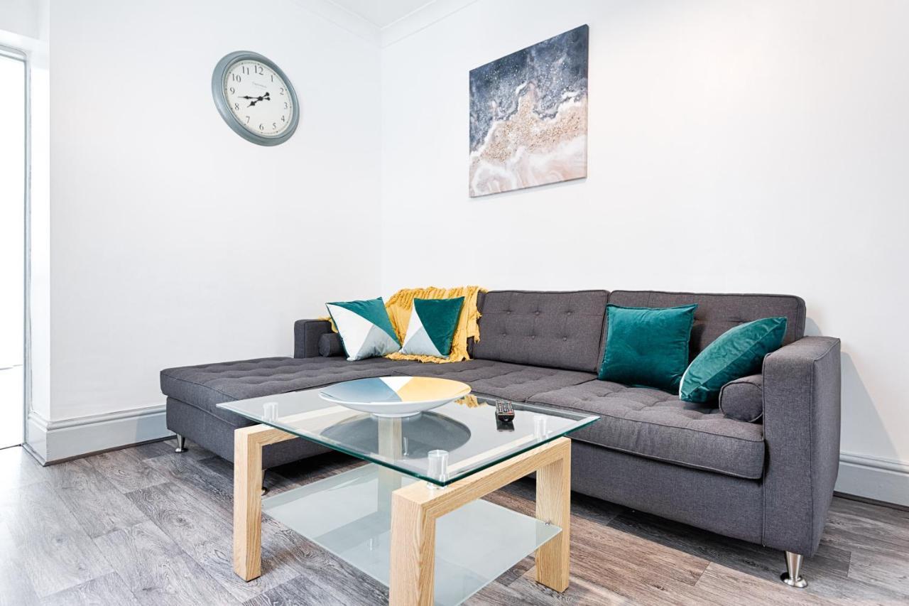 Walk To Swansea Stadium, 3 Rooms, Smart Tv'S Kültér fotó