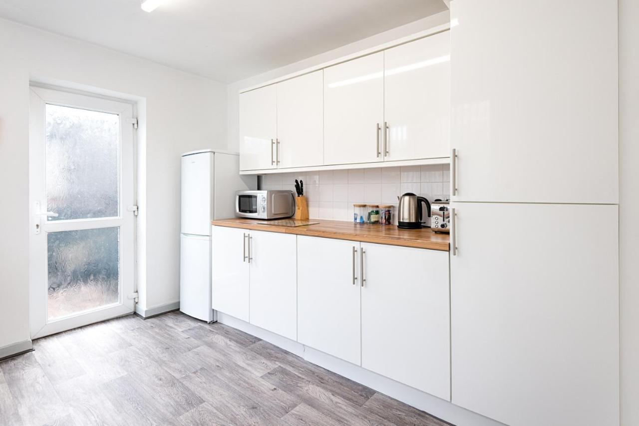Walk To Swansea Stadium, 3 Rooms, Smart Tv'S Kültér fotó